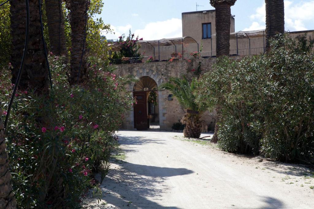 Agriturismo Baglio Fontana Buseto Palizzolo Exteriör bild